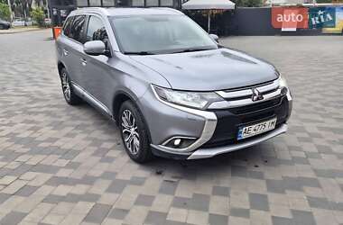 Позашляховик / Кросовер Mitsubishi Outlander 2017 в Павлограді