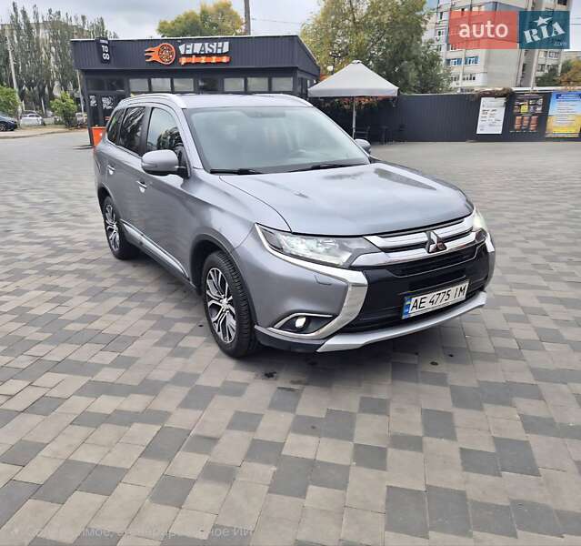 Mitsubishi Outlander 2017