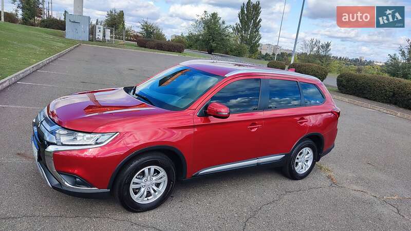 Mitsubishi Outlander 2018