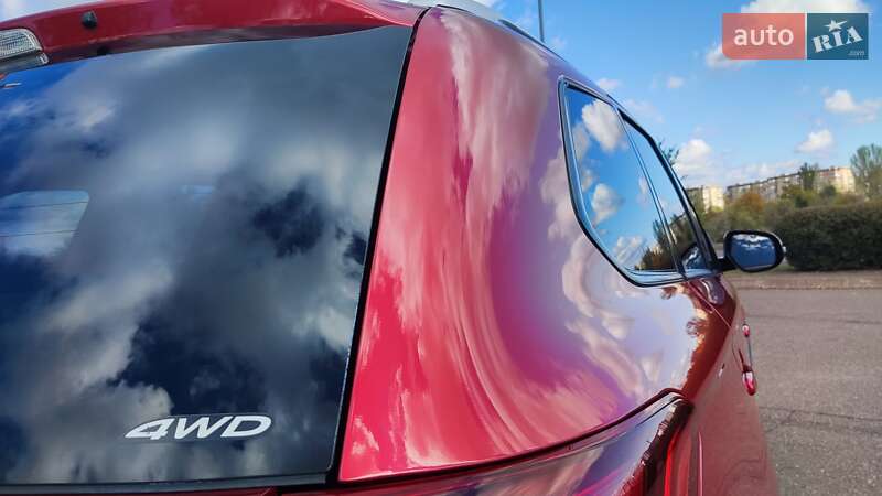 Позашляховик / Кросовер Mitsubishi Outlander 2018 в Києві