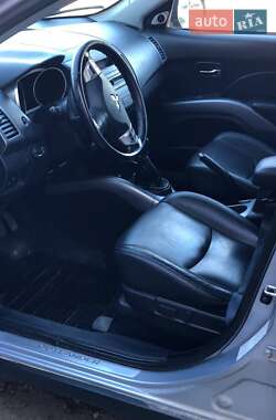Внедорожник / Кроссовер Mitsubishi Outlander 2008 в 
