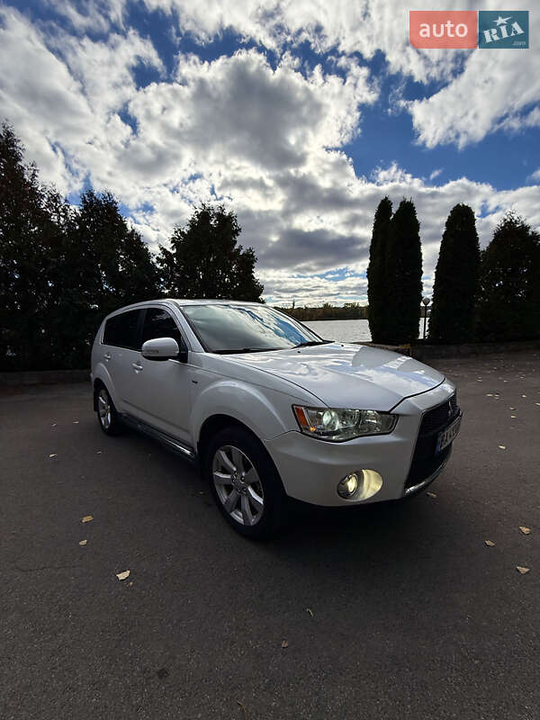 Позашляховик / Кросовер Mitsubishi Outlander 2011 в Кропивницькому
