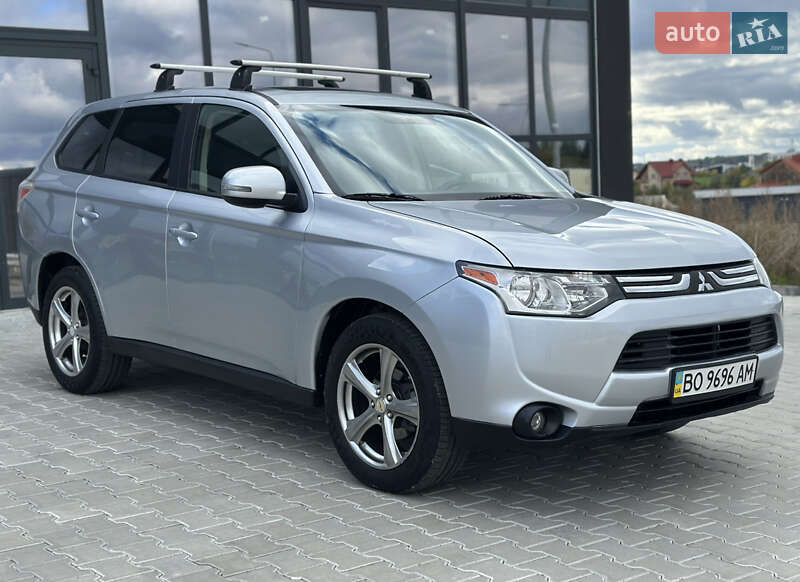 Внедорожник / Кроссовер Mitsubishi Outlander 2013 в Тернополе