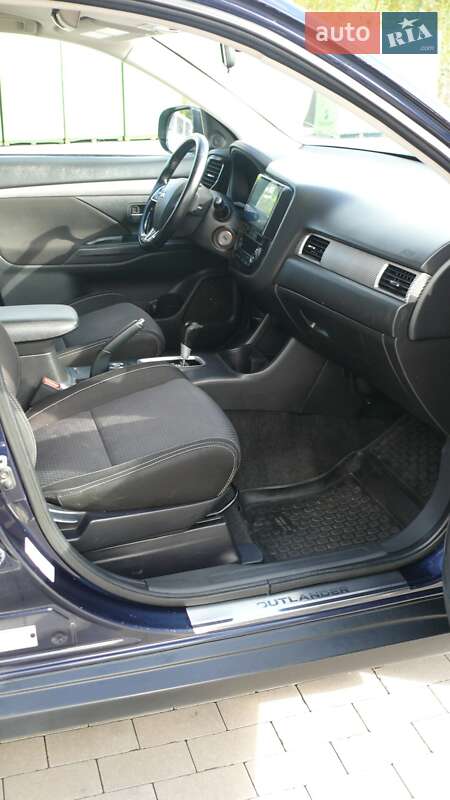 Внедорожник / Кроссовер Mitsubishi Outlander 2016 в Жмеринке фото 21 Внедорожник / Кроссовер Mitsubishi Outlander 2016 в Жмеринке