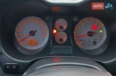 Внедорожник / Кроссовер Mitsubishi Outlander 2005 в 