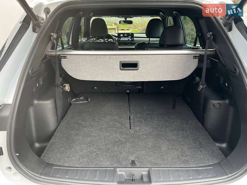 Внедорожник / Кроссовер Mitsubishi Outlander 2023 в Киеве