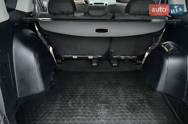 Внедорожник / Кроссовер Mitsubishi Outlander 2011 в 