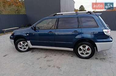Внедорожник / Кроссовер Mitsubishi Outlander 2004 в 