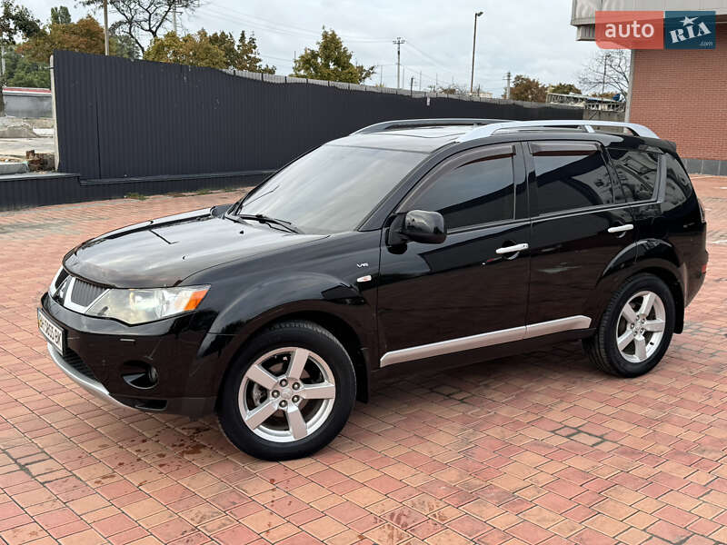Внедорожник / Кроссовер Mitsubishi Outlander 2008 в Одессе