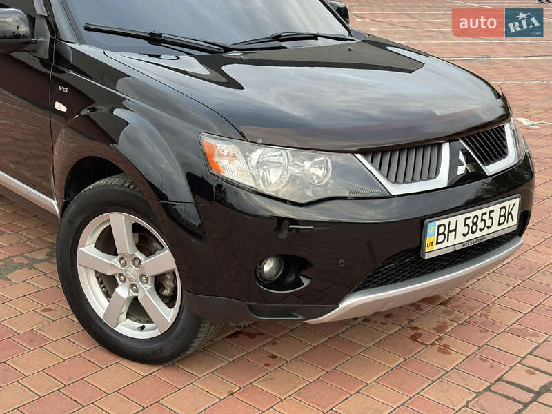 Внедорожник / Кроссовер Mitsubishi Outlander 2008 в Одессе