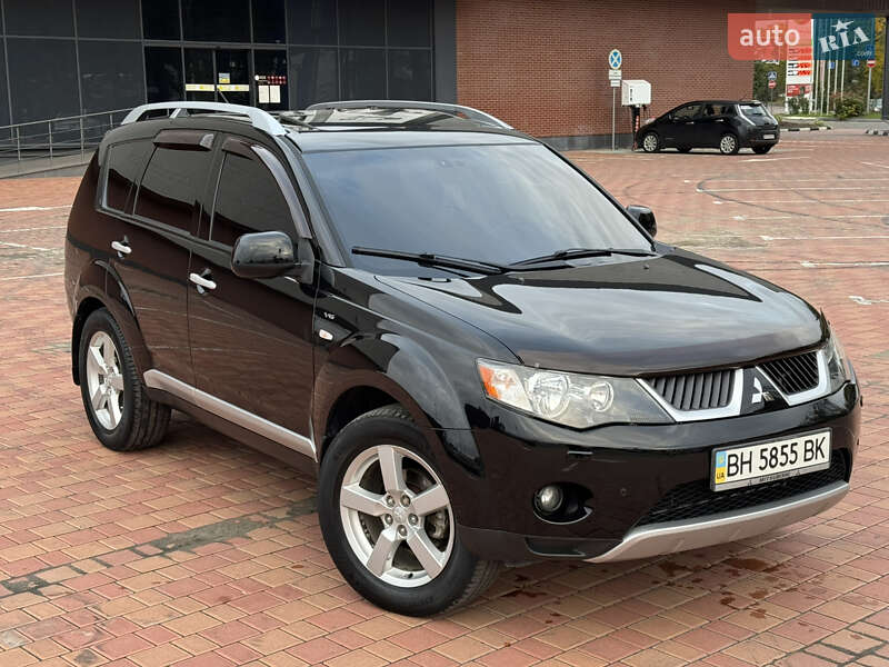 Внедорожник / Кроссовер Mitsubishi Outlander 2008 в Одессе