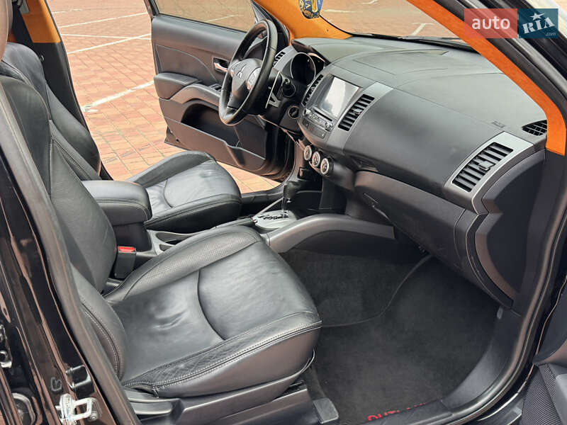 Внедорожник / Кроссовер Mitsubishi Outlander 2008 в Одессе