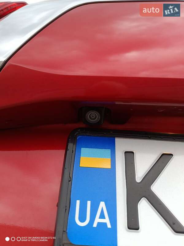 Внедорожник / Кроссовер Mitsubishi Outlander 2016 в Киеве