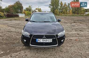 Внедорожник / Кроссовер Mitsubishi Outlander 2010 в Нововолынске