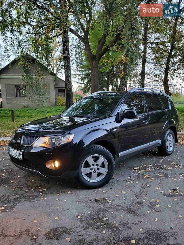 Внедорожник / Кроссовер Mitsubishi Outlander 2007 в 