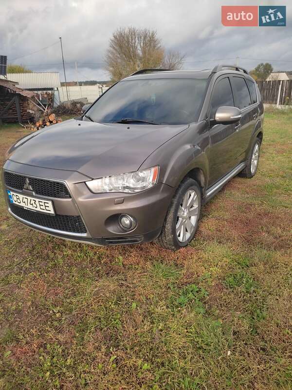 Позашляховик / Кросовер Mitsubishi Outlander 2010 в Чернігові фото 6 Позашляховик / Кросовер Mitsubishi Outlander 2010 в Чернігові