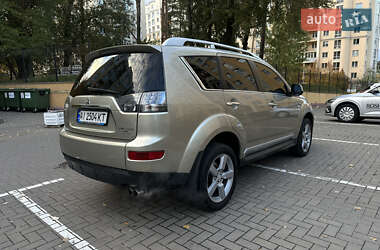 Позашляховик / Кросовер Mitsubishi Outlander 2009 в 