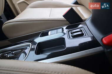 Внедорожник / Кроссовер Mitsubishi Outlander 2020 в 