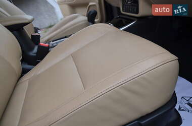 Внедорожник / Кроссовер Mitsubishi Outlander 2020 в 