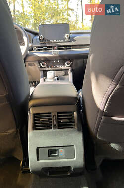 Внедорожник / Кроссовер Mitsubishi Outlander 2022 в Умани