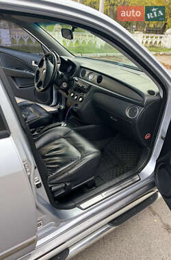 Внедорожник / Кроссовер Mitsubishi Outlander 2005 в  фото 13 Внедорожник / Кроссовер Mitsubishi Outlander 2005 в