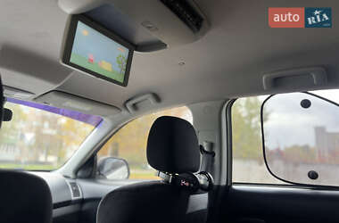 Позашляховик / Кросовер Mitsubishi Outlander 2011 в  фото 22 Позашляховик / Кросовер Mitsubishi Outlander 2011 в