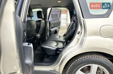 Позашляховик / Кросовер Mitsubishi Outlander 2007 в  фото 13 Позашляховик / Кросовер Mitsubishi Outlander 2007 в