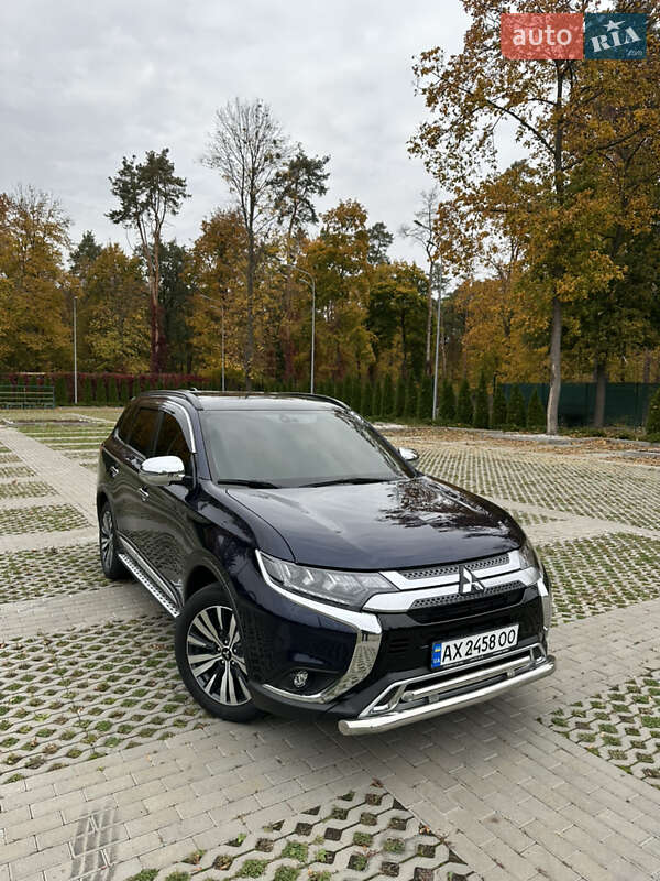 Mitsubishi Outlander 2022