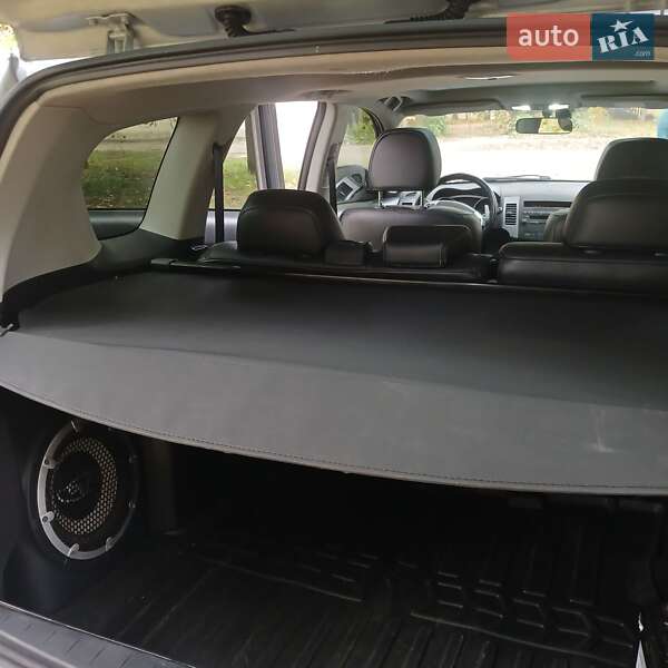 Внедорожник / Кроссовер Mitsubishi Outlander 2007 в Черкассах фото 13 Внедорожник / Кроссовер Mitsubishi Outlander 2007 в Черкассах
