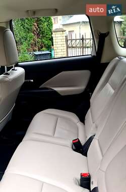 Позашляховик / Кросовер Mitsubishi Outlander 2014 в  фото 21 Позашляховик / Кросовер Mitsubishi Outlander 2014 в