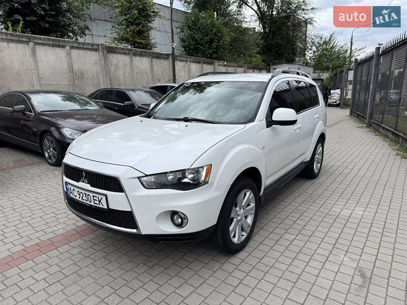 Позашляховик / Кросовер Mitsubishi Outlander 2010 в Запоріжжі