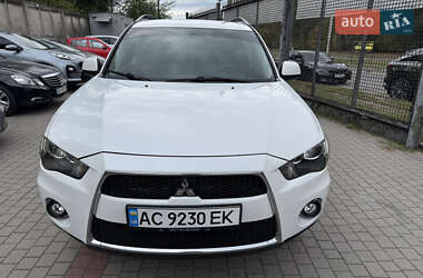 Внедорожник / Кроссовер Mitsubishi Outlander 2010 в 