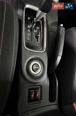 Позашляховик / Кросовер Mitsubishi Outlander 2016 в  фото 27 Позашляховик / Кросовер Mitsubishi Outlander 2016 в