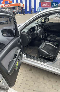 Внедорожник / Кроссовер Mitsubishi Outlander 2007 в 