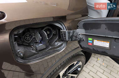 Внедорожник / Кроссовер Mitsubishi Outlander 2022 в 