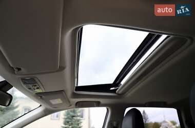 Внедорожник / Кроссовер Mitsubishi Outlander 2016 в 