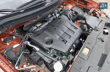 Позашляховик / Кросовер Mitsubishi Outlander 2013 в  фото 15 Позашляховик / Кросовер Mitsubishi Outlander 2013 в