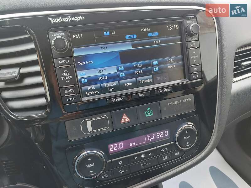 Позашляховик / Кросовер Mitsubishi Outlander 2013 в Рівному фото 35 Позашляховик / Кросовер Mitsubishi Outlander 2013 в Рівному
