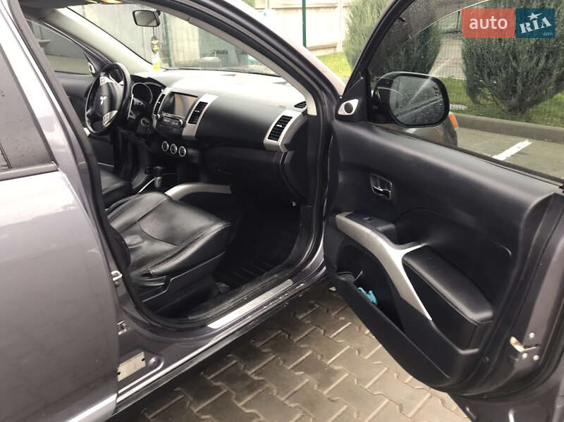 Внедорожник / Кроссовер Mitsubishi Outlander 2007 в Виннице фото 11 Внедорожник / Кроссовер Mitsubishi Outlander 2007 в Виннице