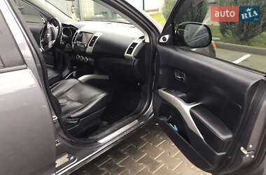 Внедорожник / Кроссовер Mitsubishi Outlander 2007 в 