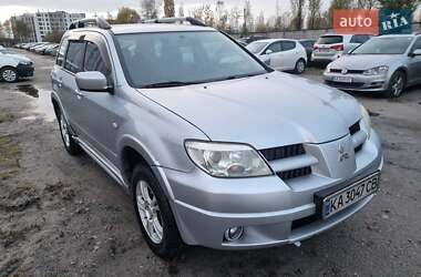 Внедорожник / Кроссовер Mitsubishi Outlander 2007 в 