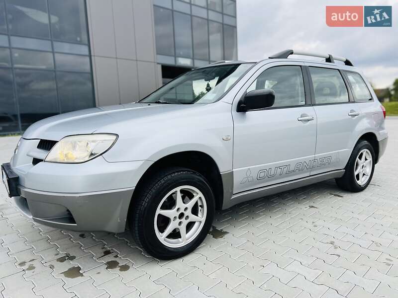 Позашляховик / Кросовер Mitsubishi Outlander 2006 в Чернівцях фото 23 Позашляховик / Кросовер Mitsubishi Outlander 2006 в Чернівцях