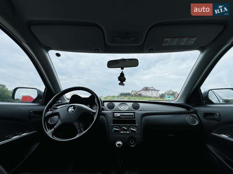 Позашляховик / Кросовер Mitsubishi Outlander 2006 в Чернівцях фото 48 Позашляховик / Кросовер Mitsubishi Outlander 2006 в Чернівцях