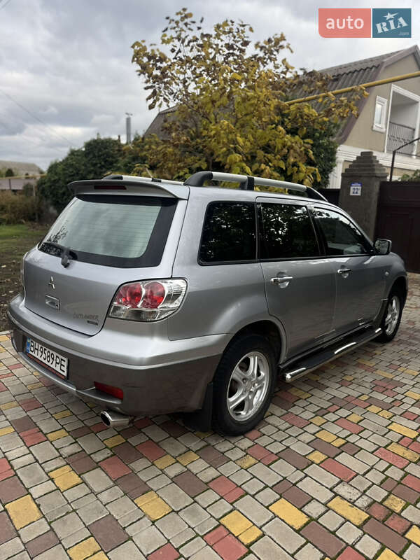 Внедорожник / Кроссовер Mitsubishi Outlander 2003 в Одессе фото 5 Внедорожник / Кроссовер Mitsubishi Outlander 2003 в Одессе