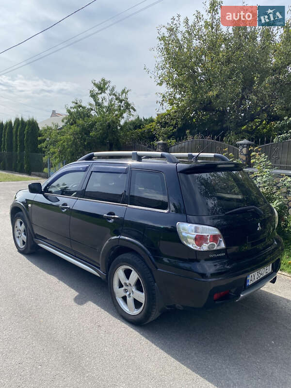 Внедорожник / Кроссовер Mitsubishi Outlander 2007 в Львове