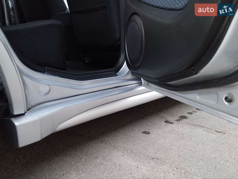 Позашляховик / Кросовер Mitsubishi Outlander 2006 в Харкові