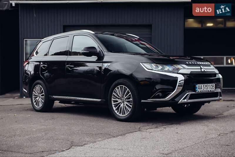Внедорожник / Кроссовер Mitsubishi Outlander 2021 в Киеве фото Внедорожник / Кроссовер Mitsubishi Outlander 2021 в Киеве