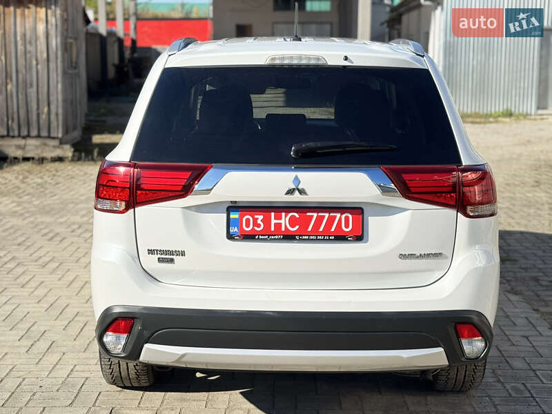 Внедорожник / Кроссовер Mitsubishi Outlander 2016 в Ковеле фото 9 Внедорожник / Кроссовер Mitsubishi Outlander 2016 в Ковеле