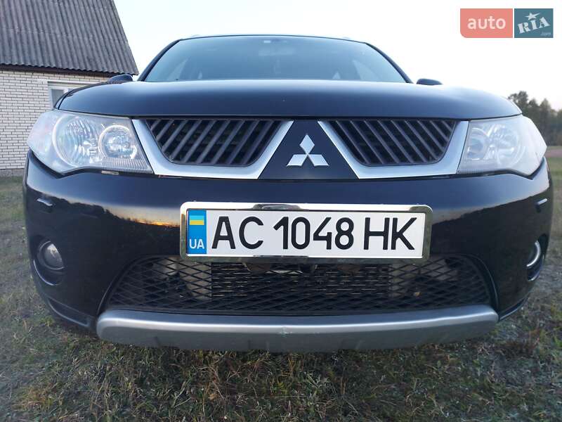 Позашляховик / Кросовер Mitsubishi Outlander 2007 в Ратному