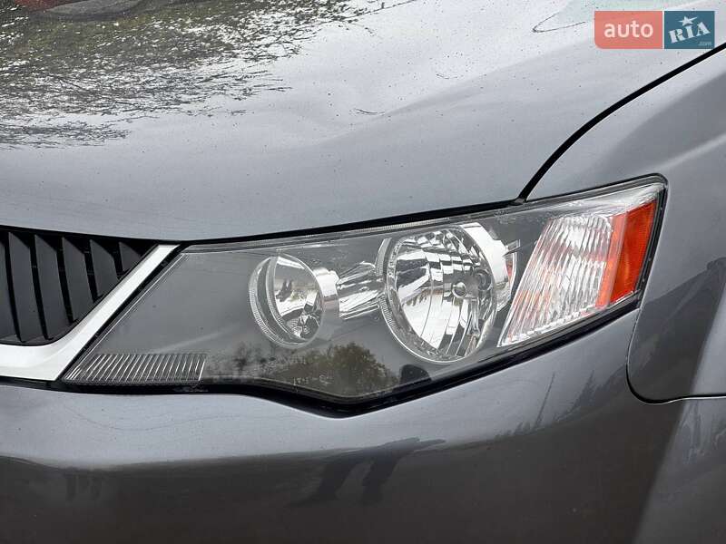 Позашляховик / Кросовер Mitsubishi Outlander 2008 в Охтирці